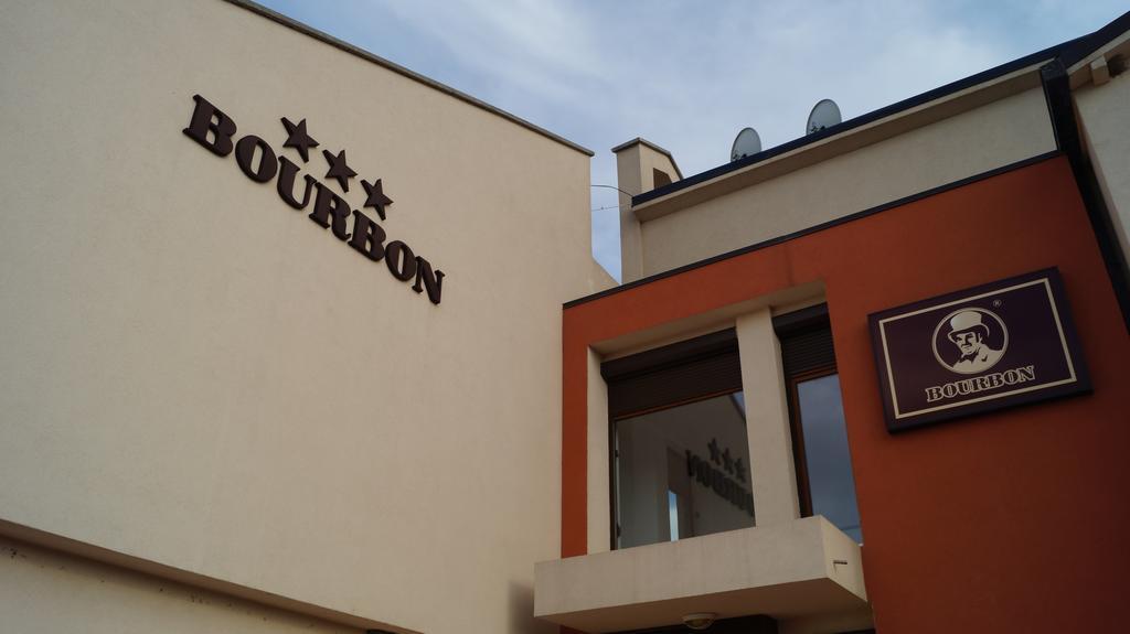 Hotel Bourbon Vama Veche Exterior foto